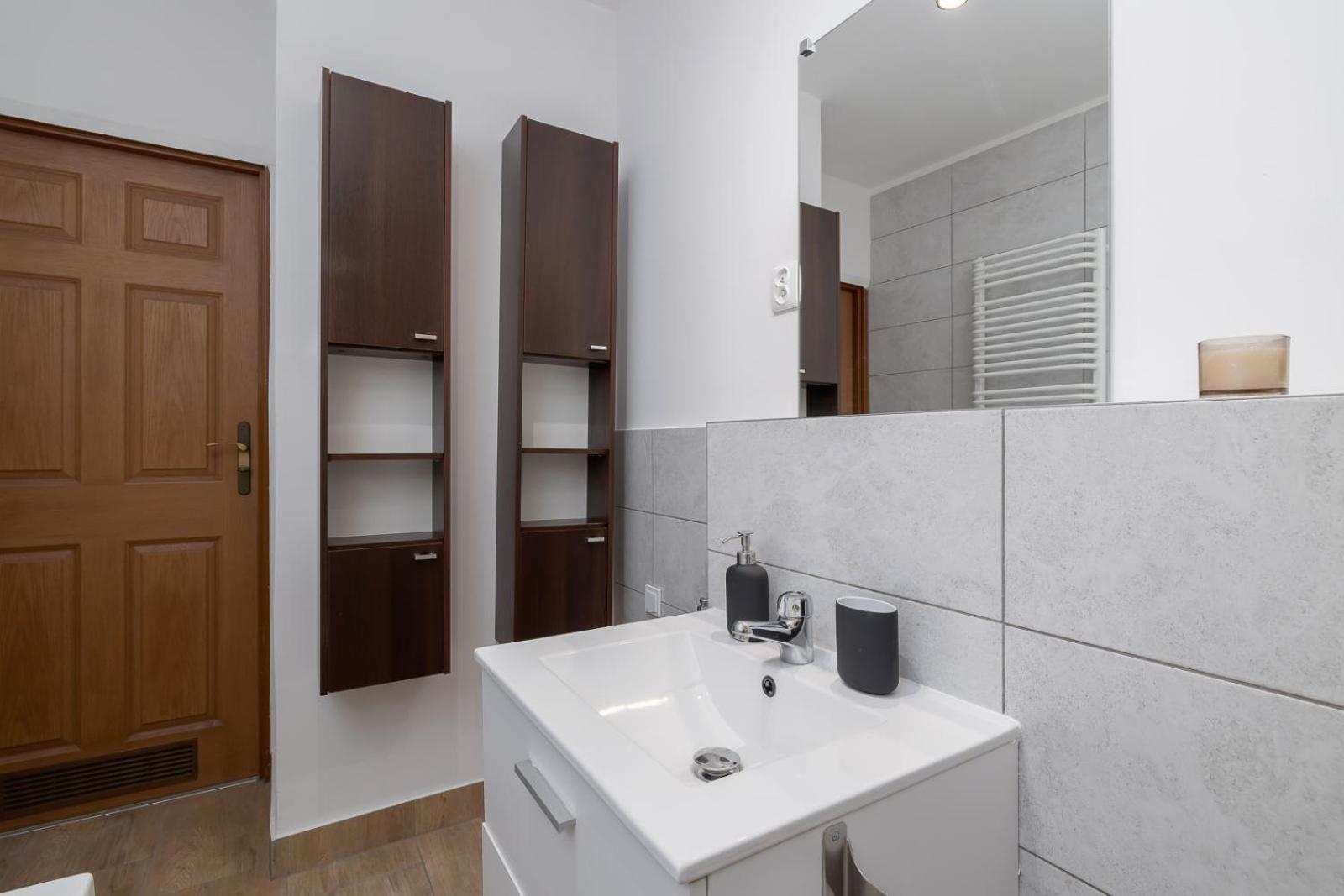 Appartement 4 Bedroom With A Balcony - Prochowa 1 *